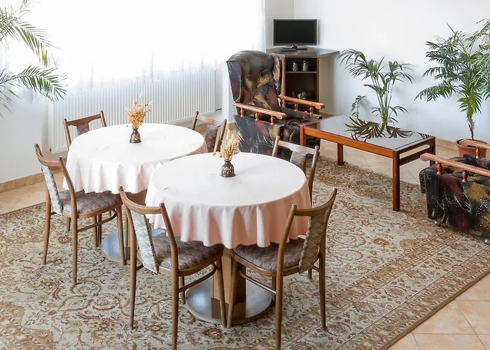 Alton Garni Hotel Czeskie Budziejowice zdjęcie
